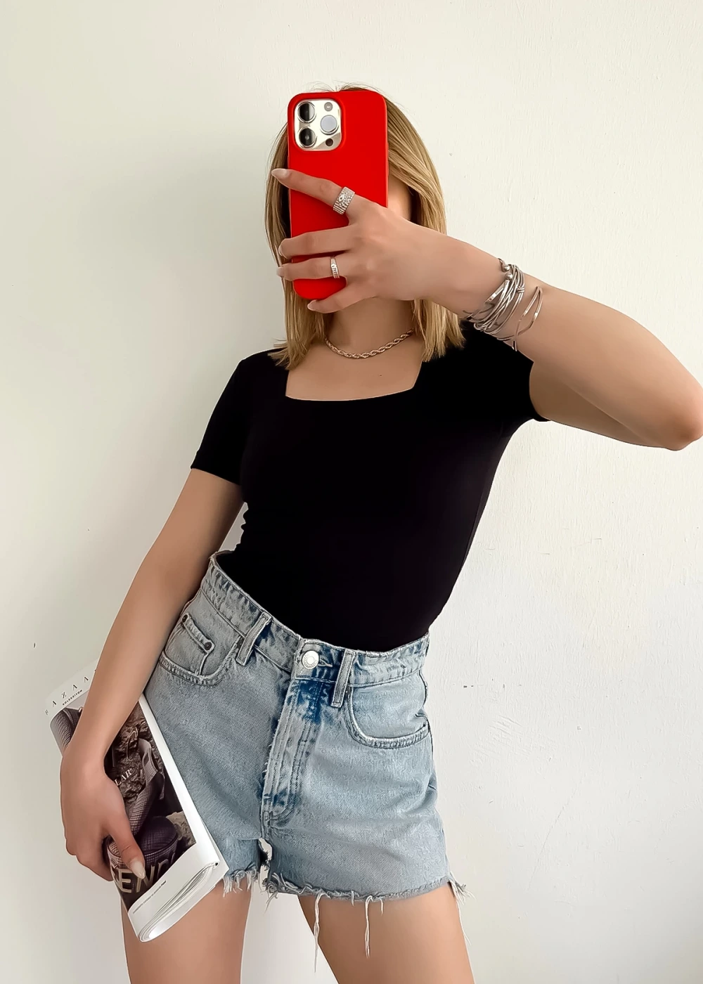 Kadın Kısa Kol Kare Yaka Düz Renk Siyah