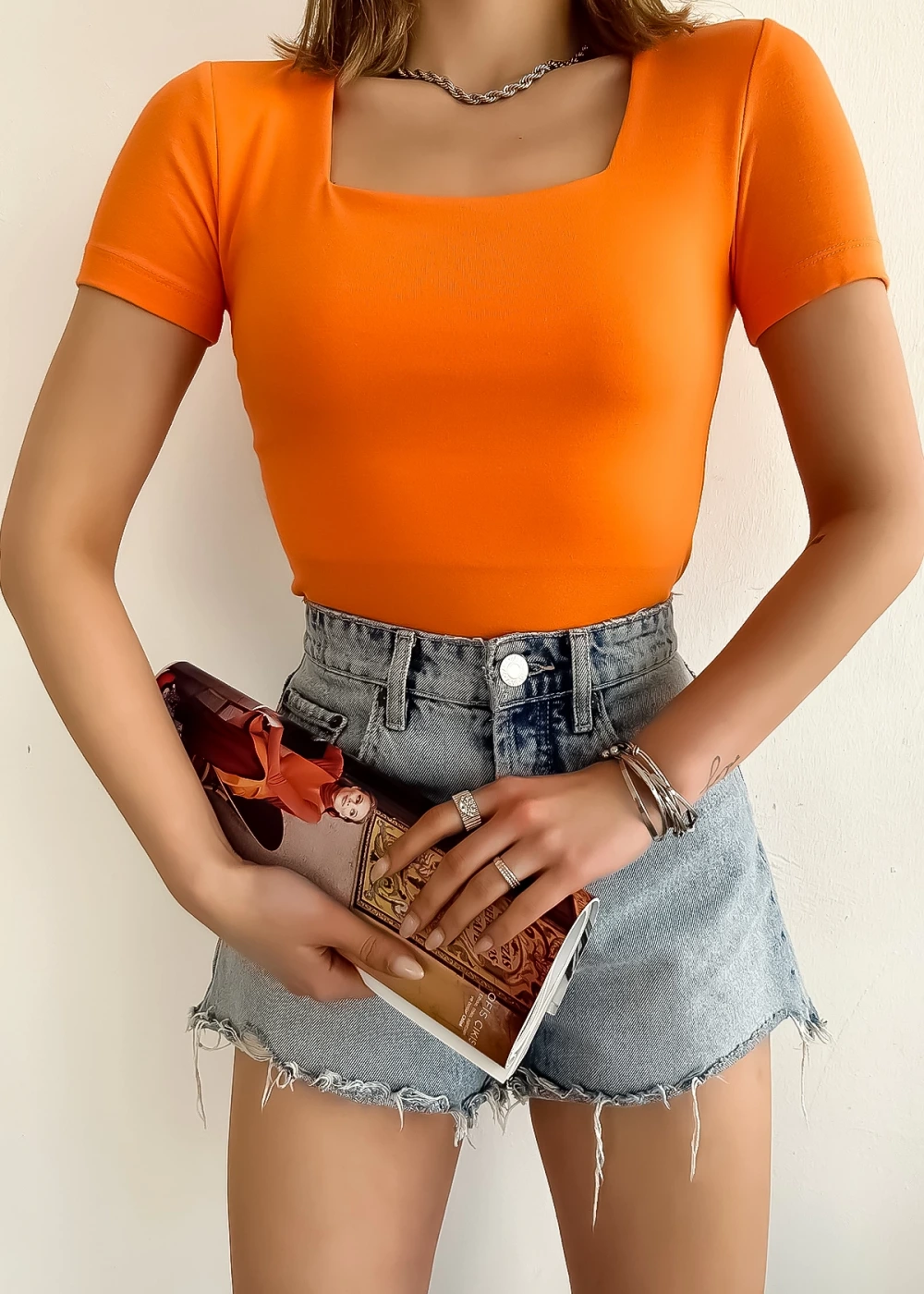 Kadın Kısa Kol Kare Yaka Düz Renk Turuncu