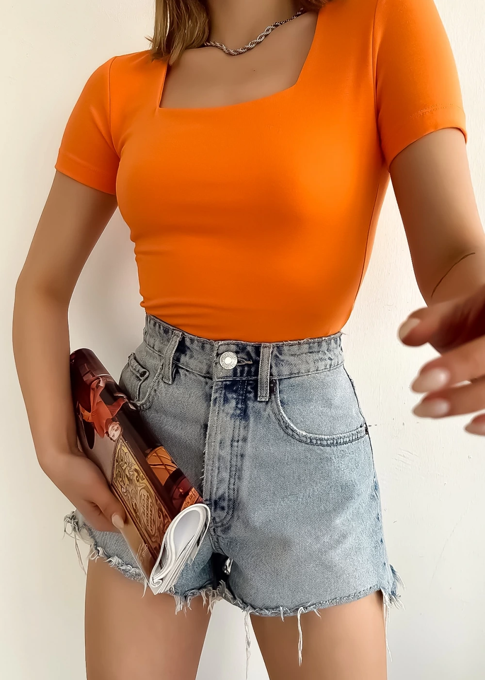 Kadın Kısa Kol Kare Yaka Düz Renk Turuncu
