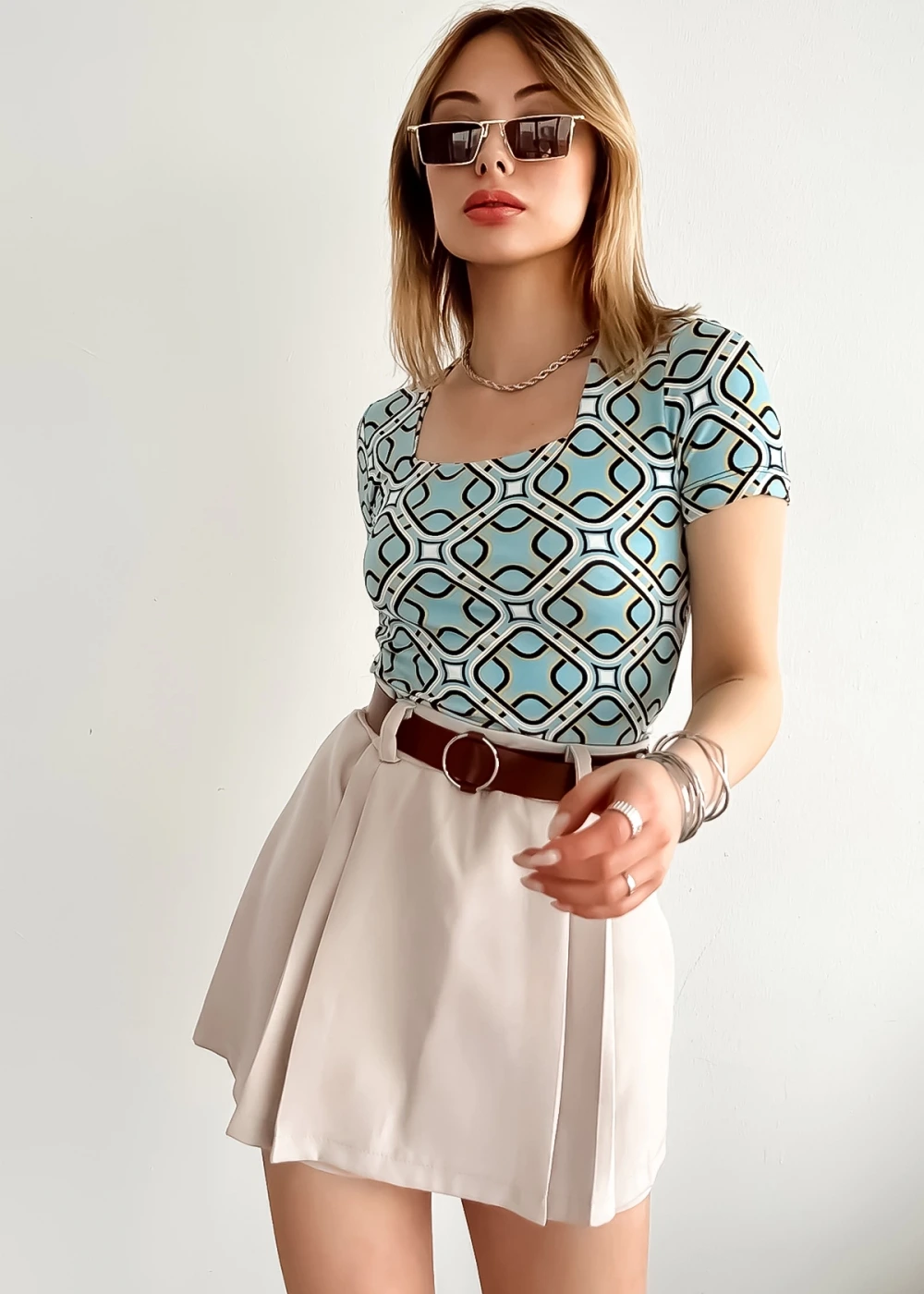 Kadın Kısa Kol Kare Yaka Mavi Desenli