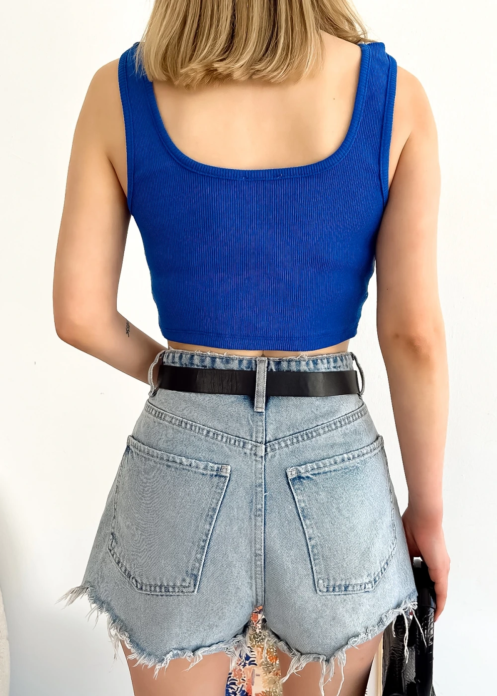 Kadın Saks Mavi Kalın Askılı Kaşkorse Basic Crop Bluz