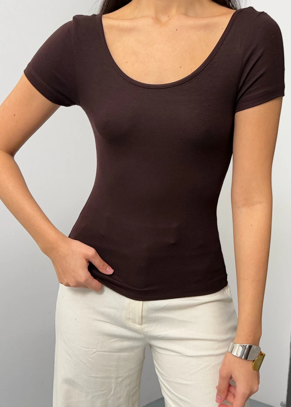 Kadın U Yaka Kahve Buzy Modal Kumaş Basic Kısa Kol Bluz