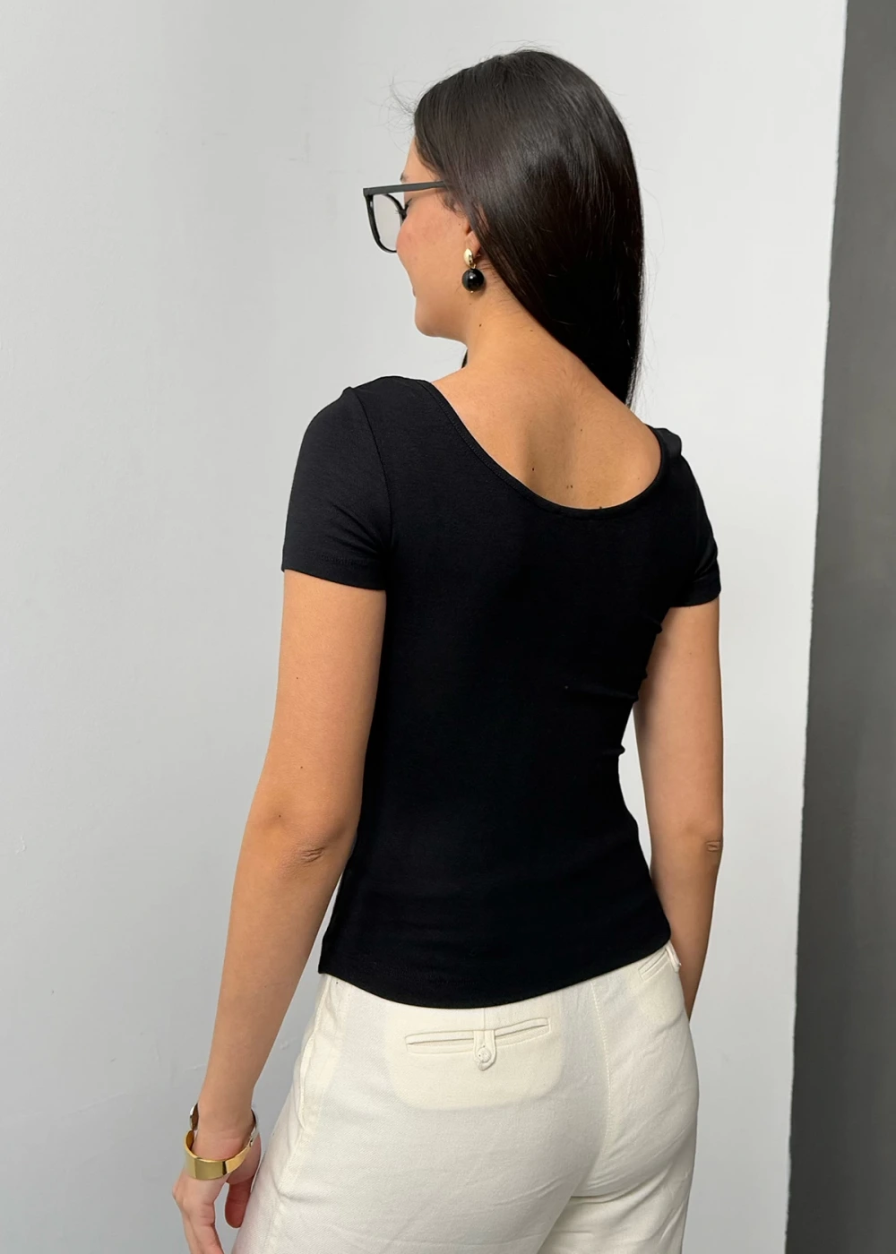 Kadın U Yaka Siyah Buzy Modal Kumaş Basic Kısa Kol Bluz