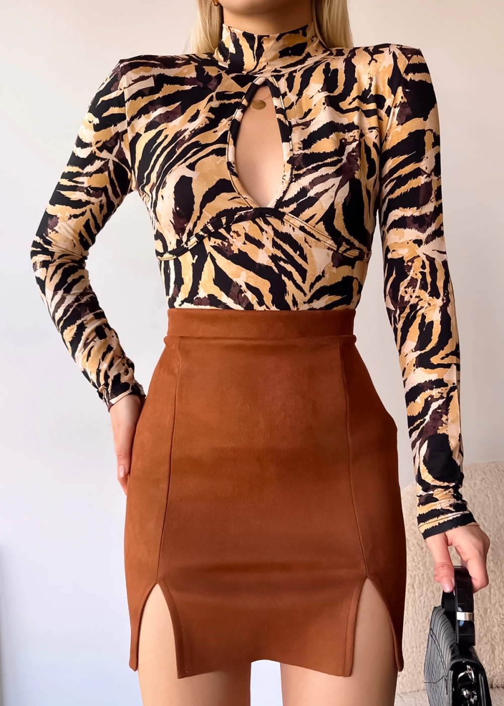 Kadın Viskon Pencere Detay Sonbahar Desen Bluz