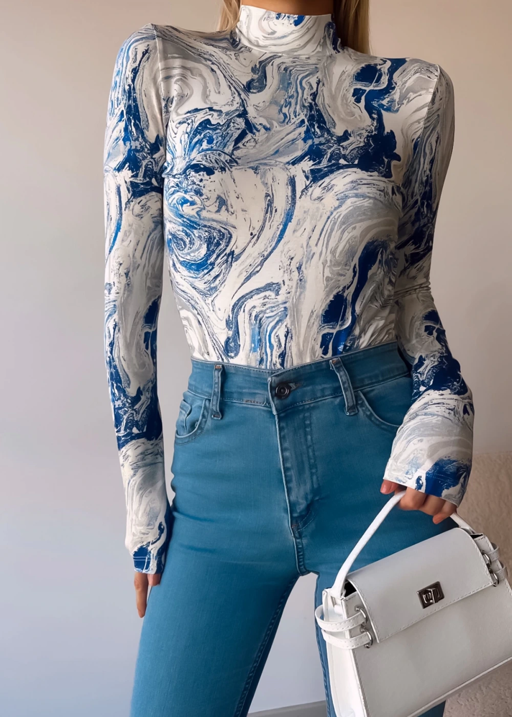 Kadın Yeni Sezon Mavi Wave Desen Dik Yaka Uzun Kollu Bluz
