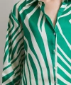 Zebra Desen V Yaka Gömlek Yeşil
