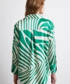 Zebra Desen V Yaka Gömlek Yeşil