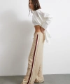 Beli Lastikli Çift Şeritli Pantolon Bej