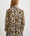 Leopar Desenli V Yaka Gömlek Bej