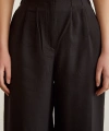 Beli Lastikli Düğme Detaylı  Pileli Pantolon Siyah