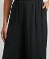 Beli Lastikli Dökümlü Geniş Paça Pantolon Siyah