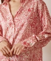 V Yaka Desenli Saten Gömlek Kırmızı