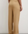 Kemer Detaylı Klasik Pantolon Bej