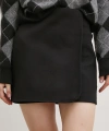 Önü Katlı Kaşe Etek Siyah
