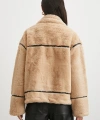 Ters Detay Peluş Lamine Mont Bej
