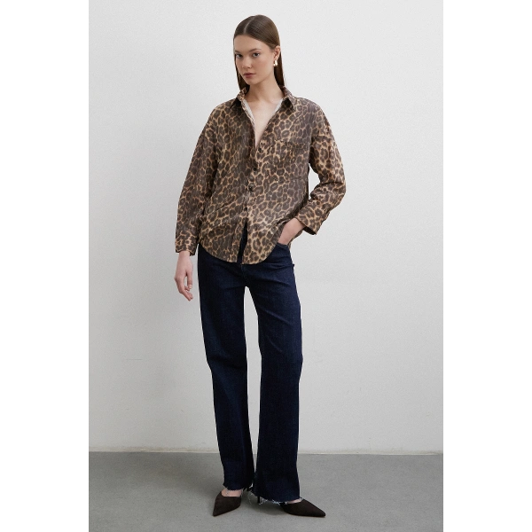 Leopar Desenli V Yaka Gömlek Kahve