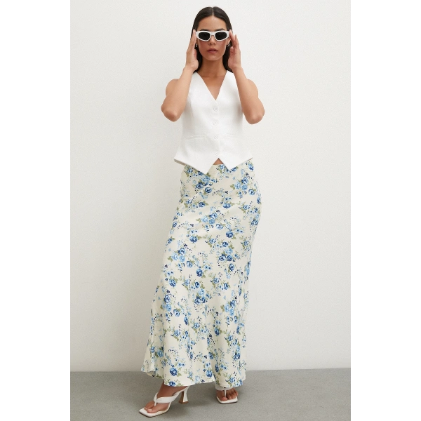 Çiçek Desenli Saten Eten Mavi