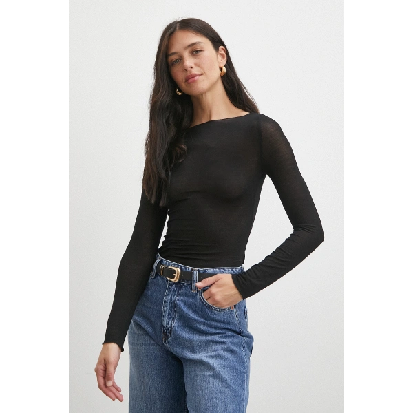 Açık Yaka Bluz Siyah