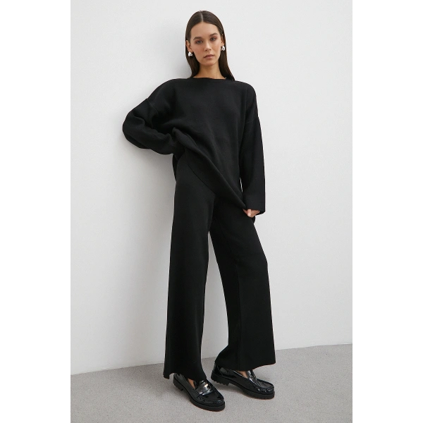 Eteği Çapraz Pantolonlu Bisiklet Yaka Takım Siyah