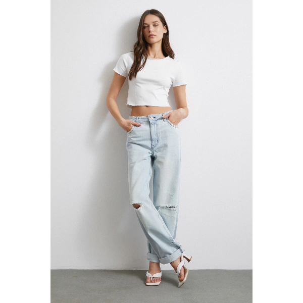 Yüksek Bel Paça Katlamalı Yırtık Detaylı Jean Buz Mavisi