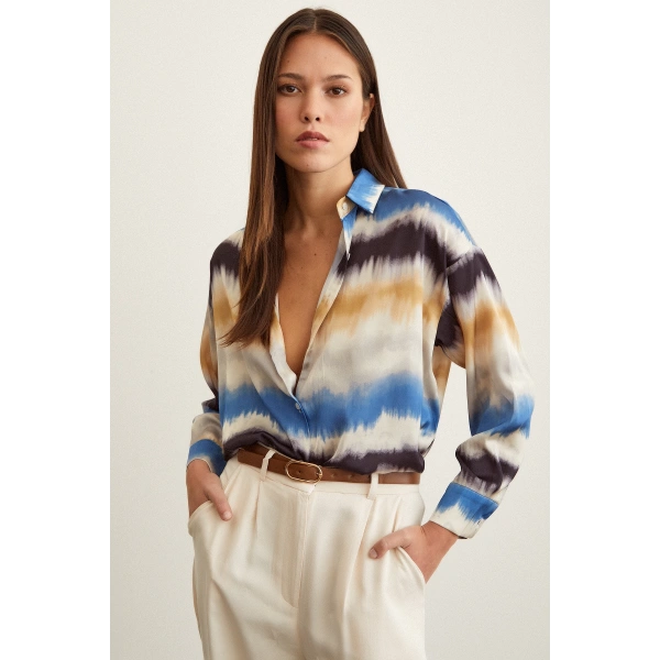 Sulu Boya Desenli Gömlek Mavi