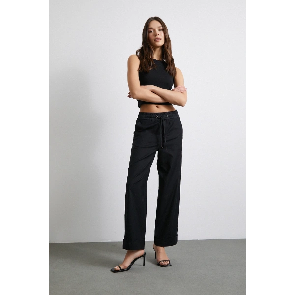 Beli Lastikli Pacası Katlamalı Pantolon Siyah