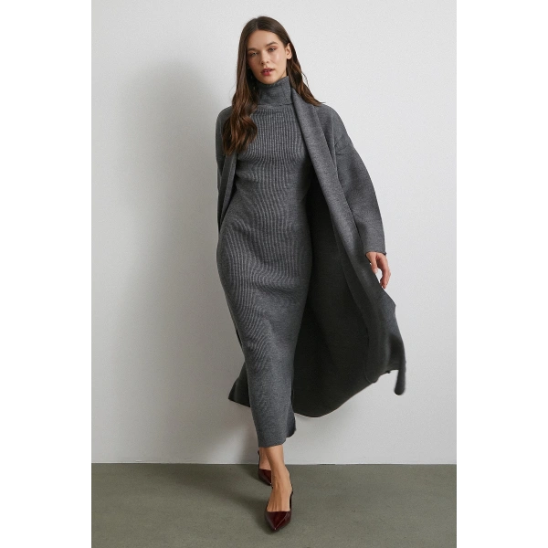 Uzun Elbiseli Hırka Triko Takım Gri