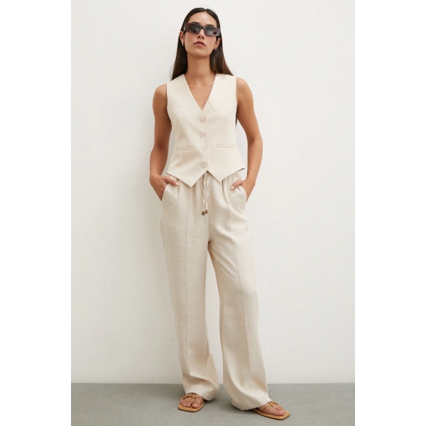 Belden Bağlamalı Pantolon Bej