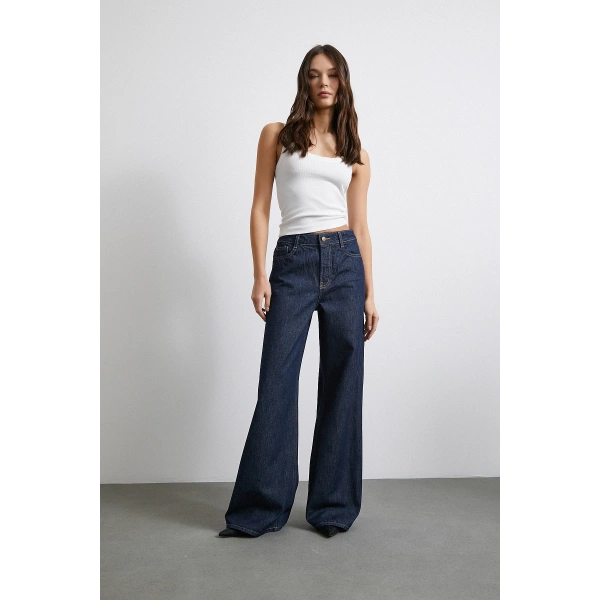 Beş Cepli Yüksek Bel Bol Paça Jean Lacivert