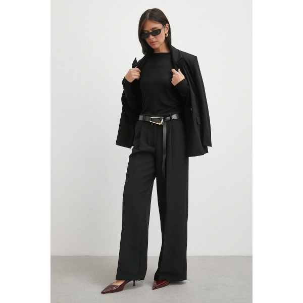Deri Kemerli Geniş Paça Pantolon Siyah