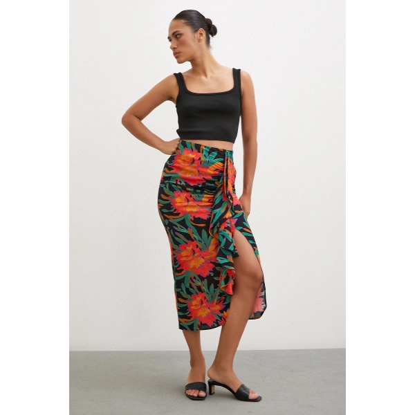 Önü Fırfırlı Desenli Etek Yeşil