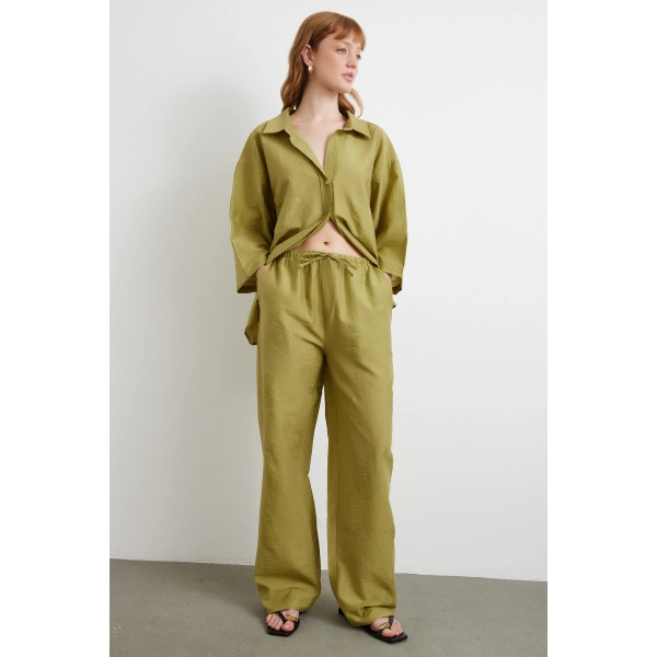 Arka Cepli Salaş Pantolon Yeşil