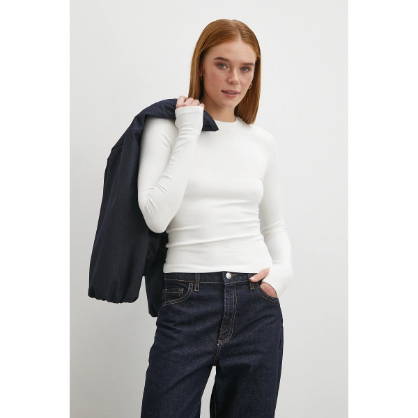 Kol Yırtmaçlı Bluz Beyaz