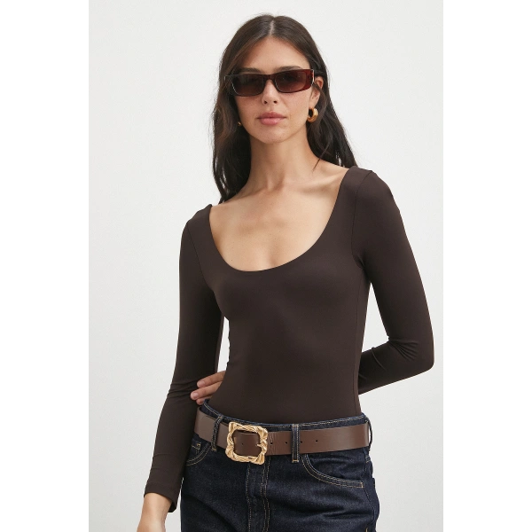 U Yaka Uzun Kollu Çıtçıtlı Bodysuit Kahve