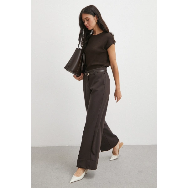 Yüksek Bel Paça Detaylı Kemerli Pantolon Kahve
