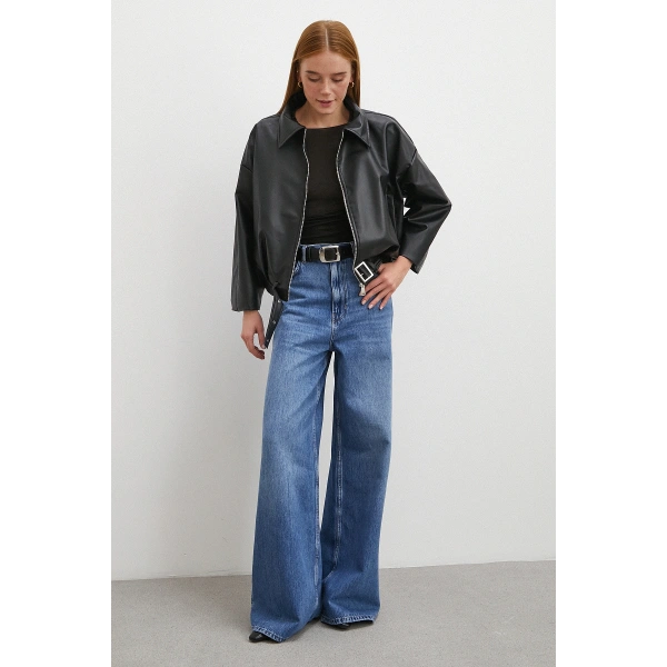 Yakalı Kemer Detaylı Deri Ceket Siyah