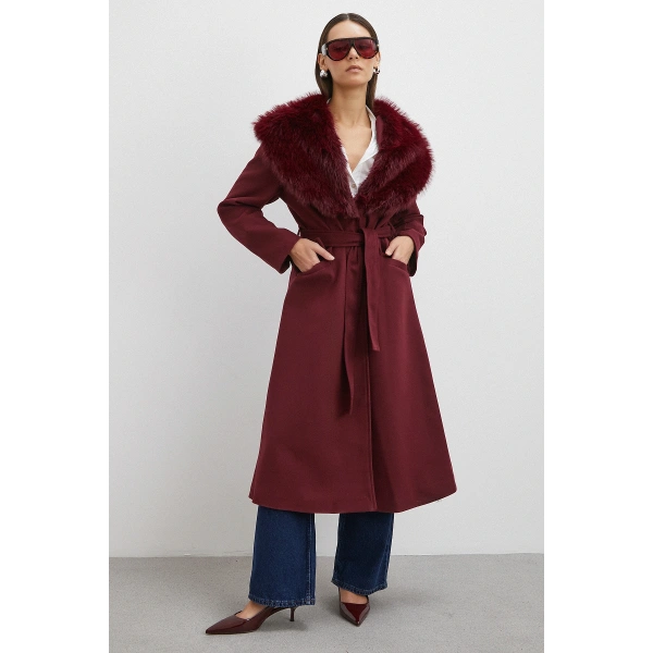 Kürk Yaka Kuşaklı Kaşe Kaban Bordo