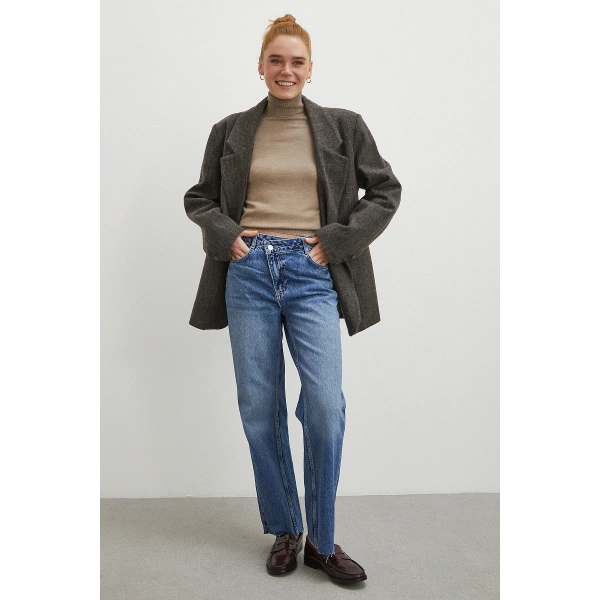 Çapraz Fermuarlı Kesik Paça Düğmeli Jean Lacivert