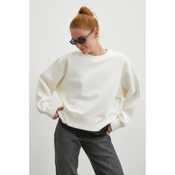 Eteği Dantelli Oversize Sweatshirt Beyaz