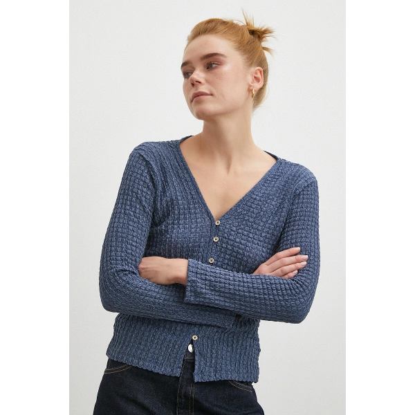 V Yaka Düğmeli Kazak Lacivert