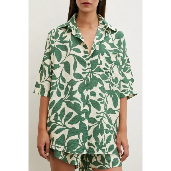 Yaprak Desenli Şortlu Takım Yeşil