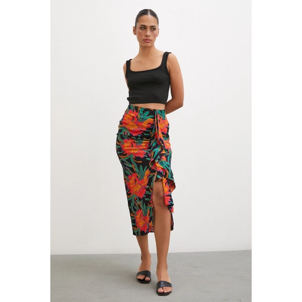 Önü Fırfırlı Desenli Etek Yeşil