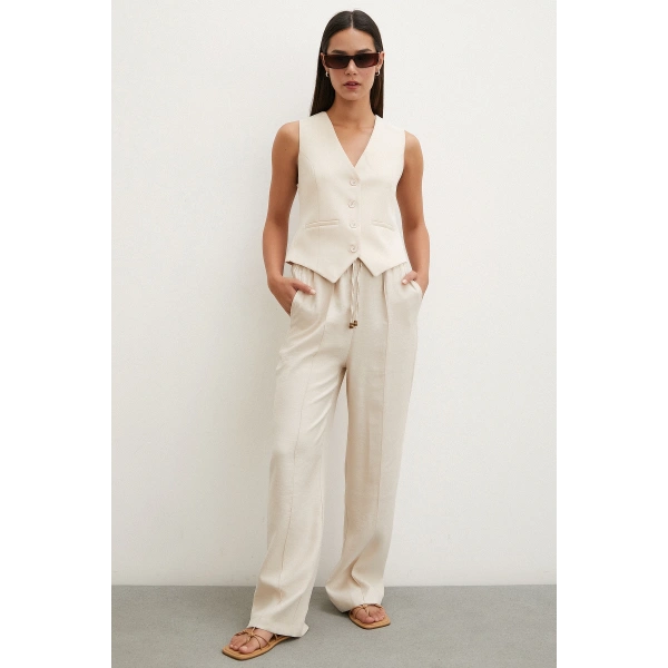 Belden Bağlamalı Pantolon Bej