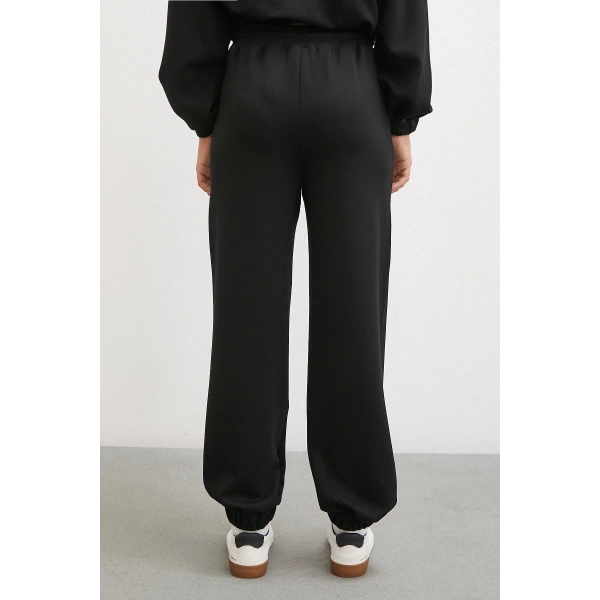 Lastikli Cepli Eşofman Altı Siyah