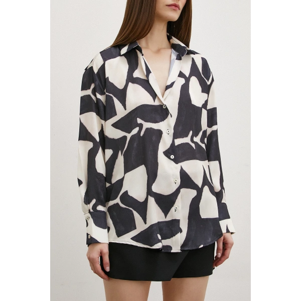 V Yaka Taş Desen Gömlek Siyah