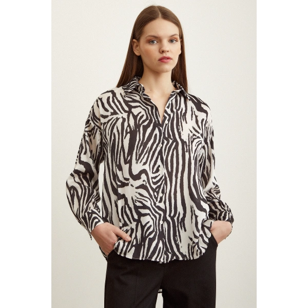Zebra Desen V Yaka Saten Gömlek Siyah
