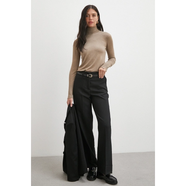 Yüksek Bel Paça Detaylı Kemerli Pantolon Siyah