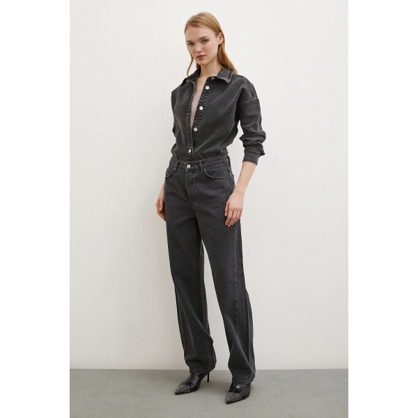 Yüksek Bel Düğme Kapamalı Mom Jean Siyah