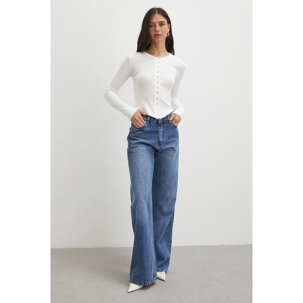 Düğmeli Uzun Kol Bluz Beyaz