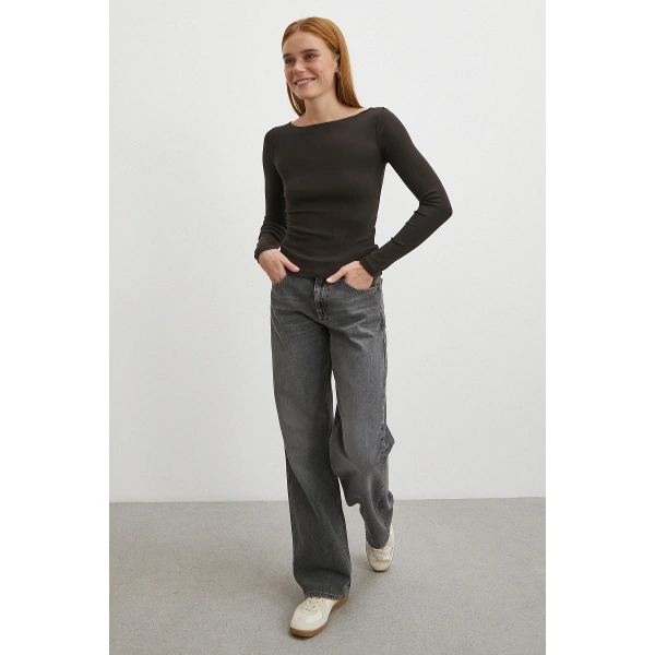 Geniş Yakalı Bluz Kahve